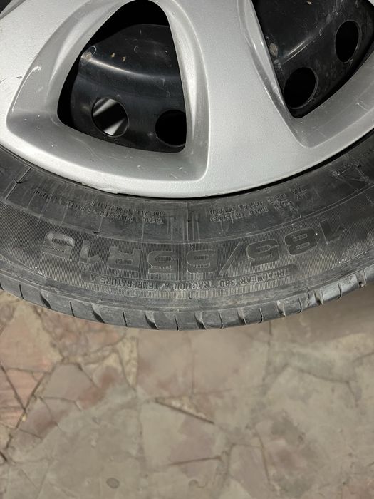 Шины с дисками 185/65/15