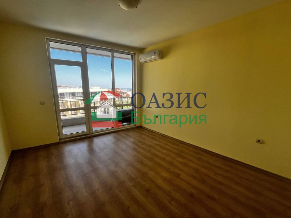 # 33516406 Двустаен апартамент в комплекс Луксор, Свети Влас . 6 ет, необзаведен, общ: 82 кв. м