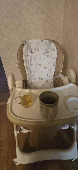 Продам детский столик