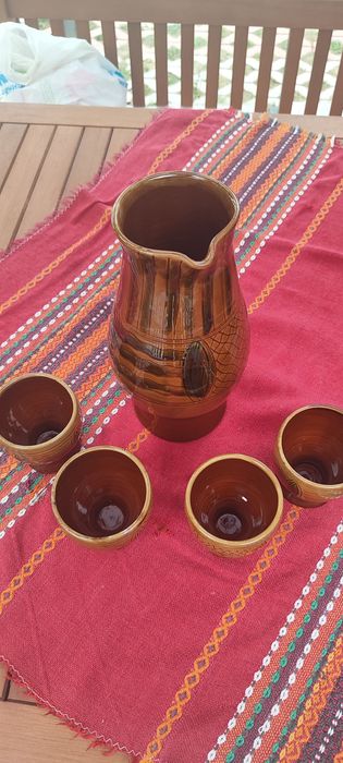 Антикварни съдове, чашки, кани, комплекти