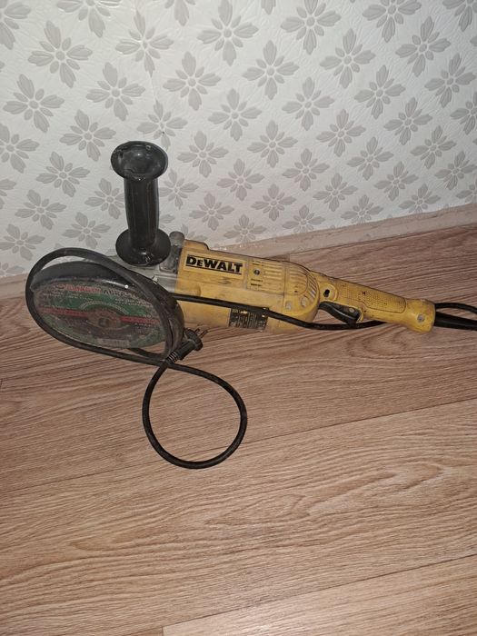 Продам профессиональную болгарку.