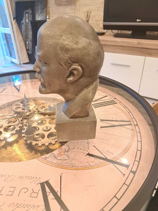 Статуетка бюст на Владимир Ленин
