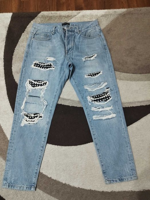 Мъжки дънки на ZARA