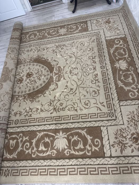 продам ковер б/у 3х4