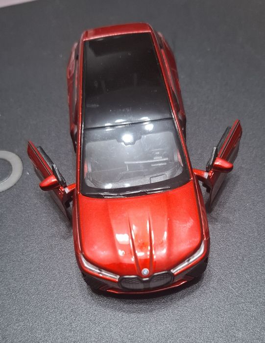 VÎND machetă BMW X1 de colecție din metal