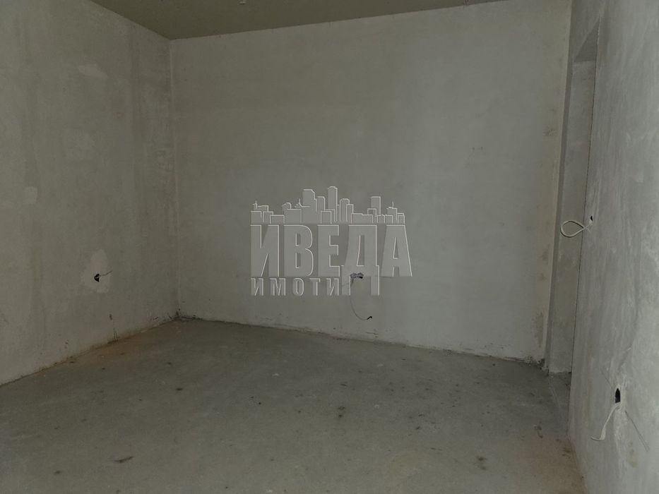 3-стаен в Варна-Изгрев площ 100м2