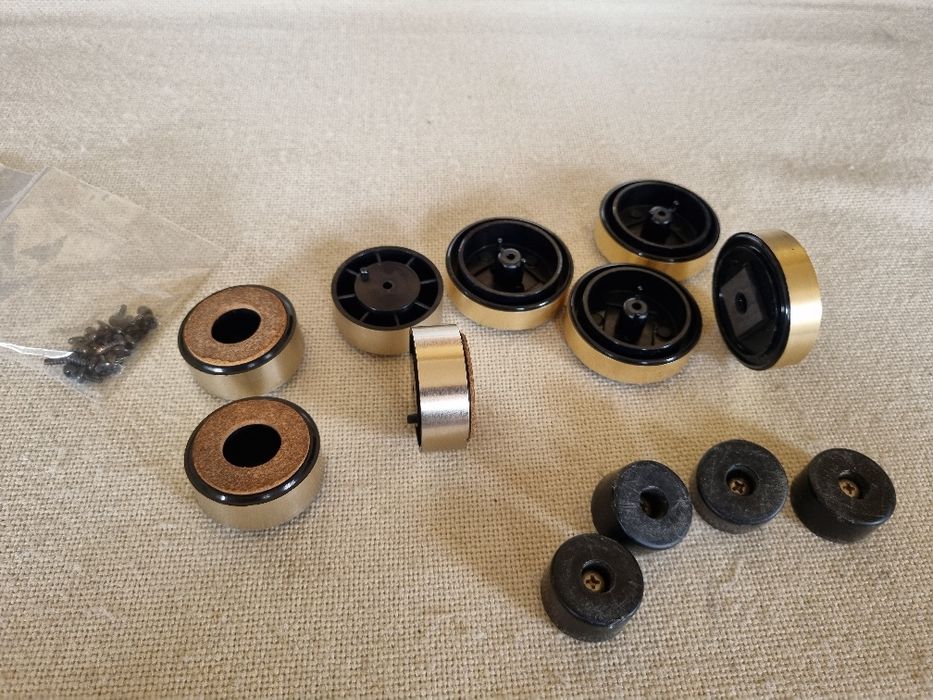 Set Picioruse Onkyo Integra, etc . Perfecta stare