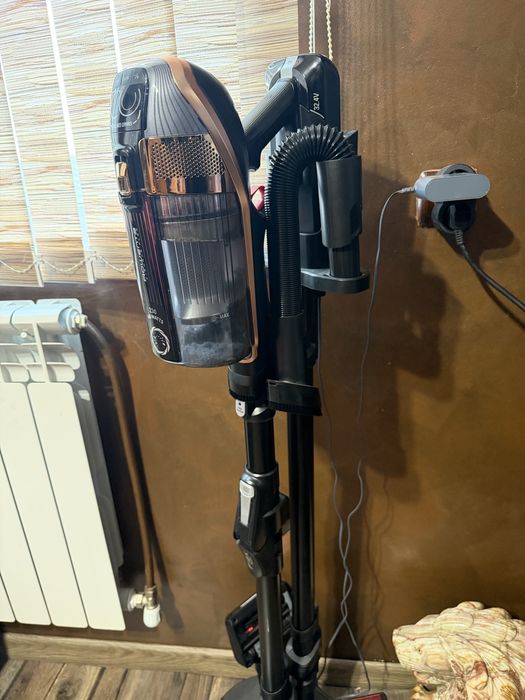 Вертикална прахосмукачка Rowenta X-Force Flex