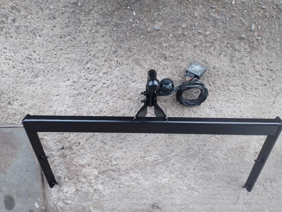 Теглич за VW Touran