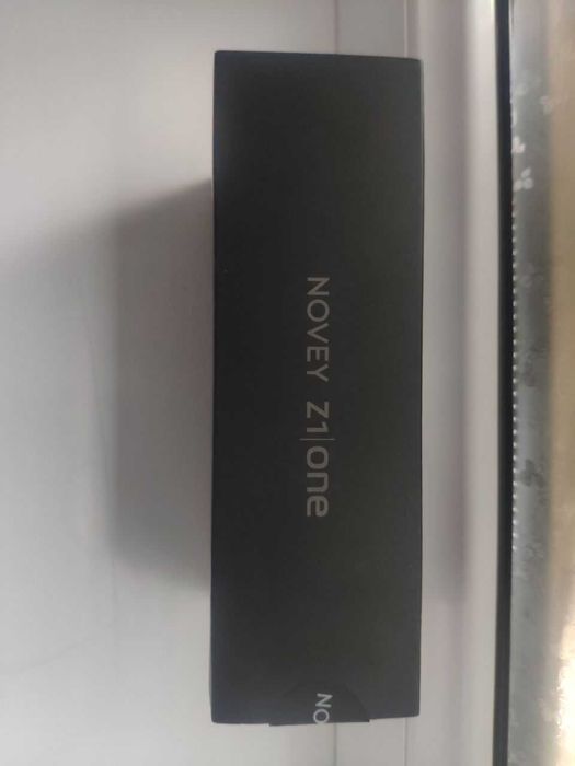 Novey Z1 one мобил телефон стандарта GSM/CDMA