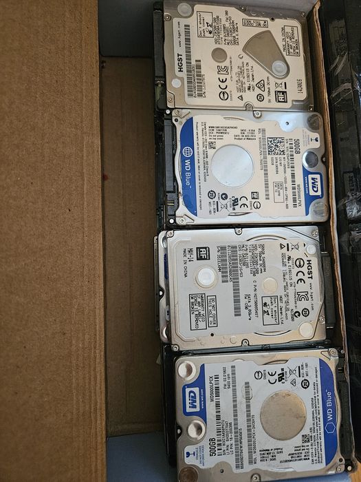 Lot 40 harduri laptop de 250gb si 320gb 100% viata santinel