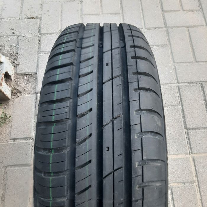Продам 185 60 r15   1штук