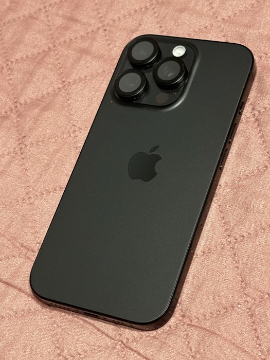 Vand iphone 16 pro 256GB impecabil + husa apple originala