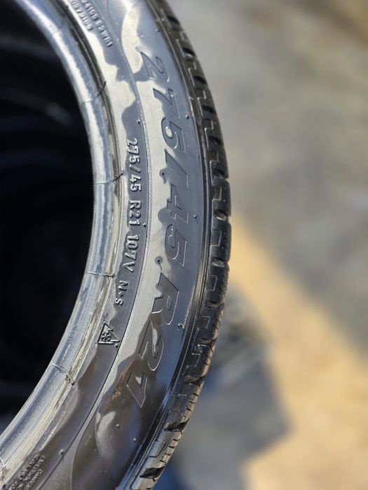 Зимни гуми Pireli Scorpion 275/45/21