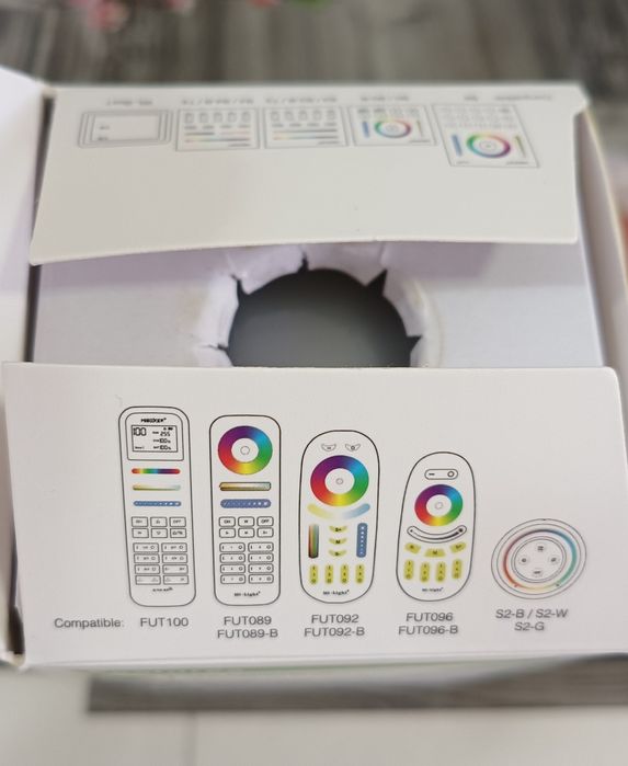 Bec Miboxer, 9W , cu control de la distanță . Nou