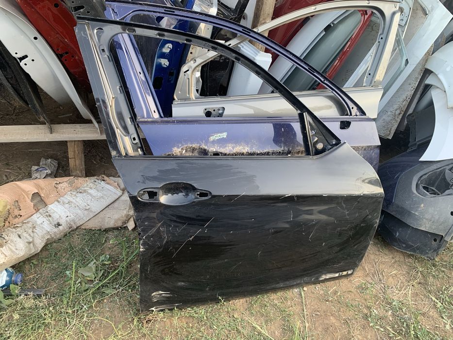 Usa fata Bmw X1 E84 dreapta an 2009/2010/2011/2012