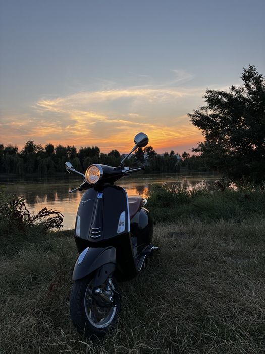 Piaggio Vespa Primavera 2015 49cc 2T cat B