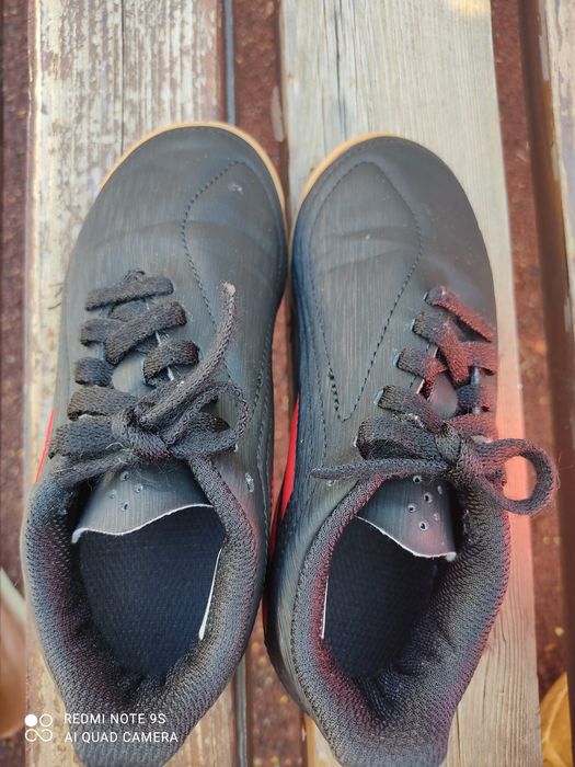 Маратонки за футбол