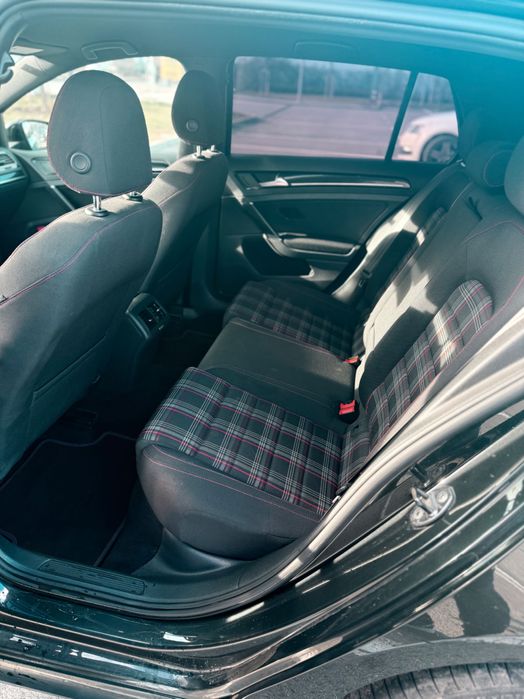 VW GOLF 7 GTI 2016