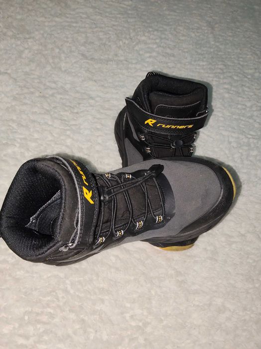 Обувки юношески непромокаеми