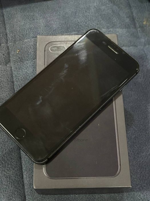 Iphone 8+ 256 tali LLA karopka dakumnet bor