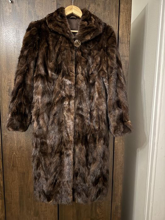 Haina de blana naturala de nurca, marimea 38-40/ M-L