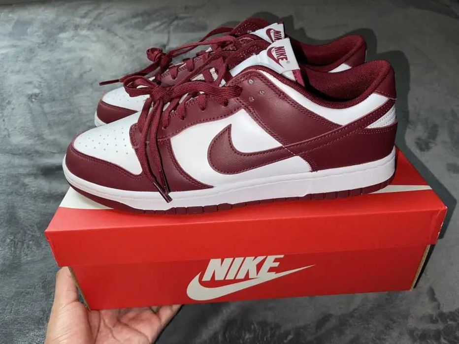 Nike Dunk Low Team Red