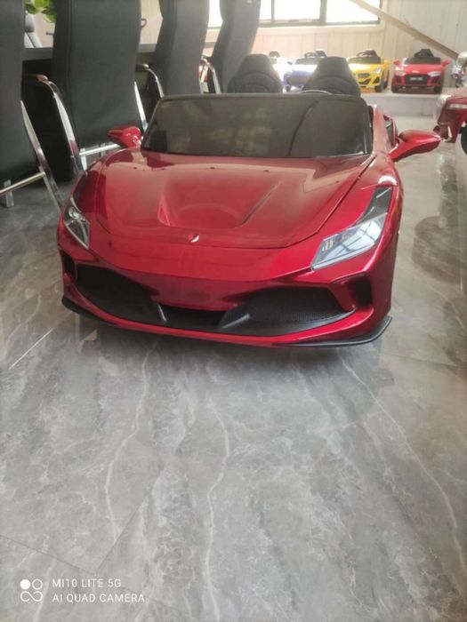 Большая детская машина Ferrari F8 двухмесная до 110кг болалар машинаси