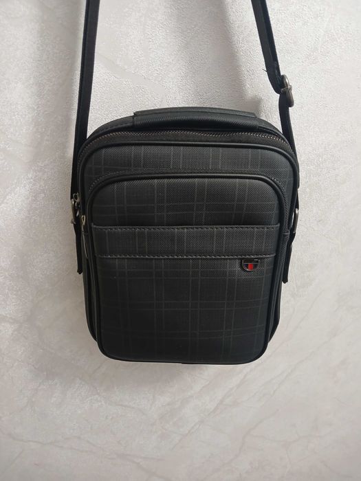 Барсетка новая красивая