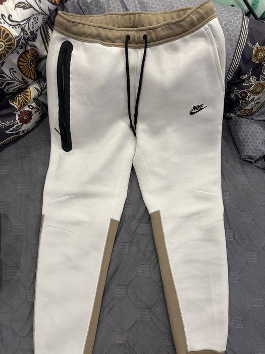 Vand Trening Nike-Tech:Alb cu Crem