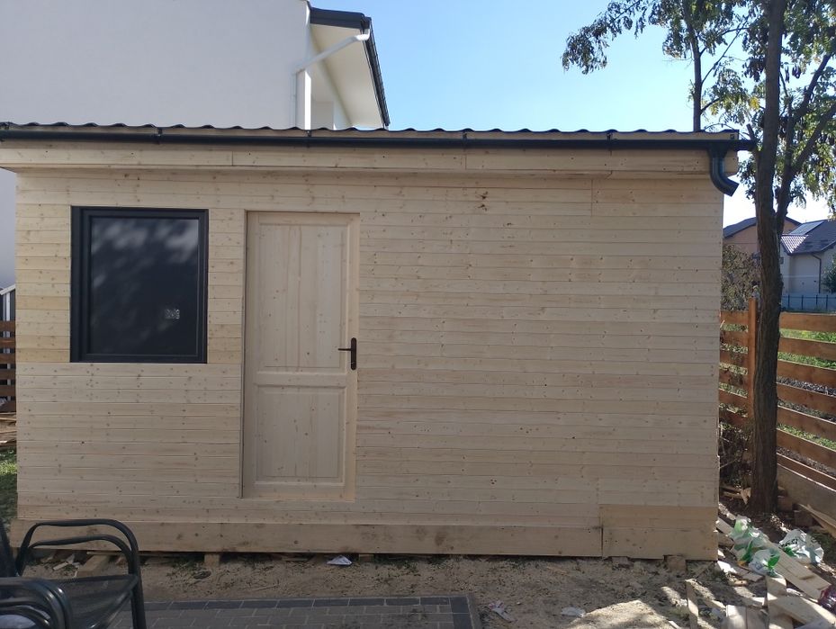 Căsuțe din lemn de brad