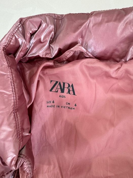 Детские куртки и комбинезоны