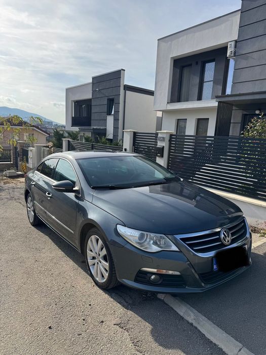Volkswagen Passat Volkswagen Passat CC - 2011 / 5 locuri / Navigaie / Xenon /170CP