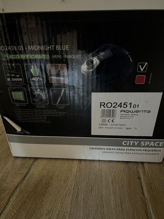 Прахосмукачка Rowenta city space