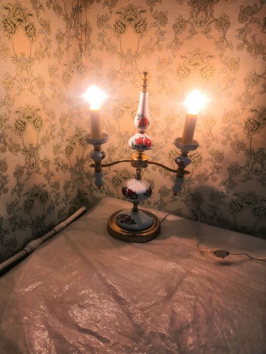 Продам ретро светильник настольный