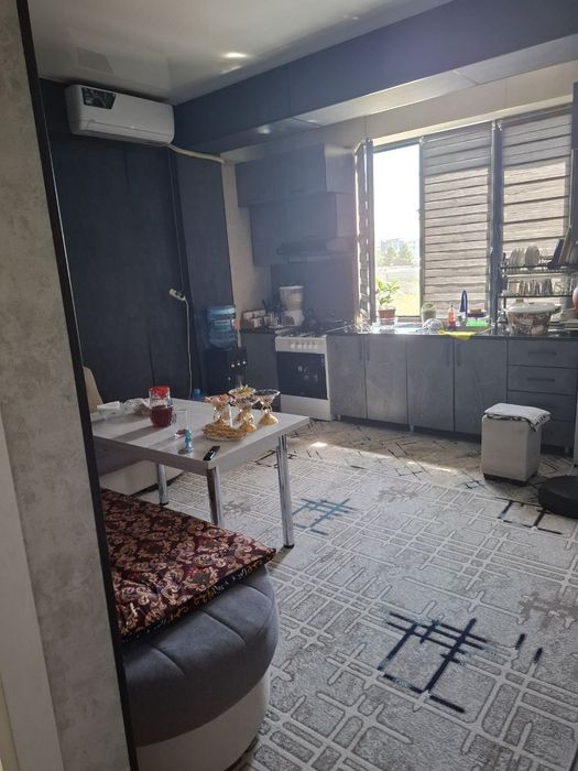 "China house " uzimmi uym sotaman