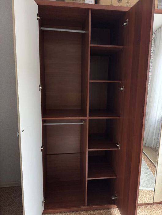 Шкаф в отличном состоянии