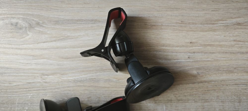 Поставки за телефон, зарядно за телефон