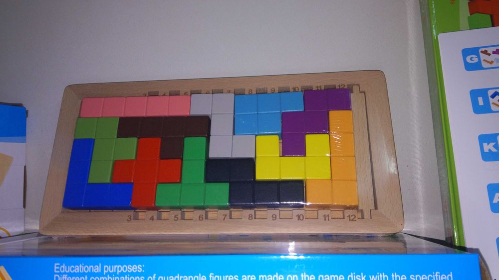 Разграфен модел KATAMINO  Катамино пентамино дървена логическа игра