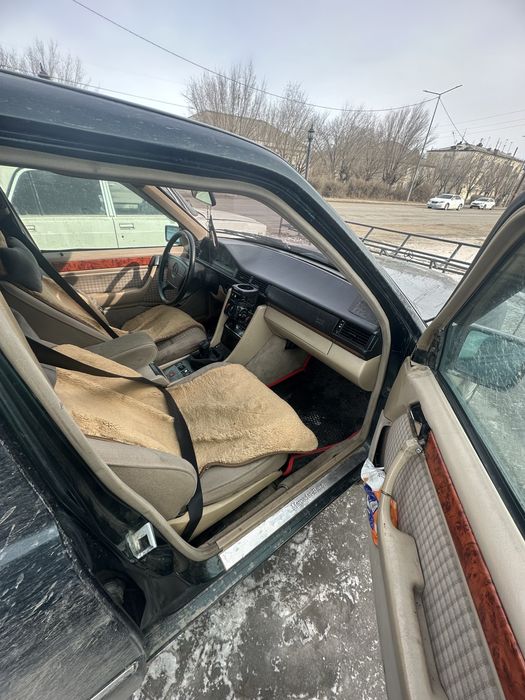 Продам мерседес 124