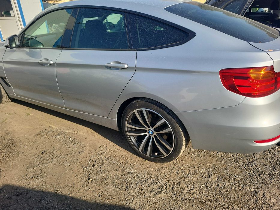 Jante pe 19 in 2 latimi originale bmw f30 f34 f36