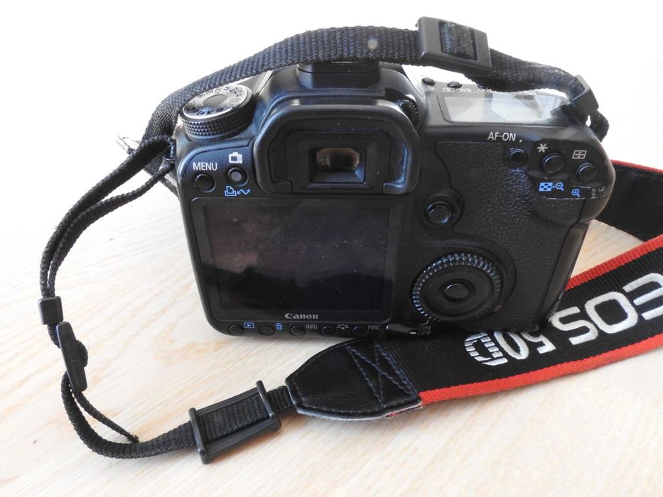 Фотоапарат Canon EOS 50D