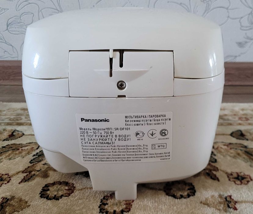 Мультиварка Panasonic  SR-DF 101 WTQ