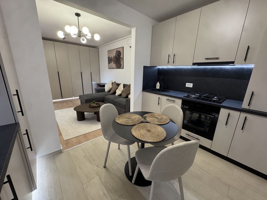 Apartament 2 camere Hils Titanium plus loc de parcare subteran Nou Superb