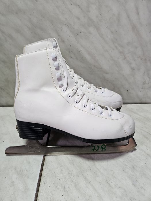 Patine 728 gheata patinaj artistic  American marime 41   (26   cm)