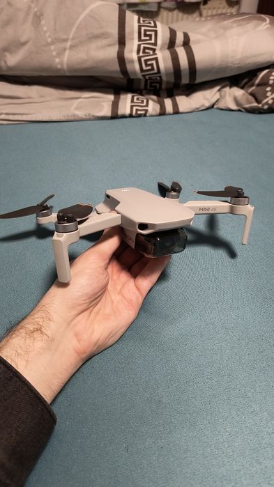 DJI Mini 4K дрон