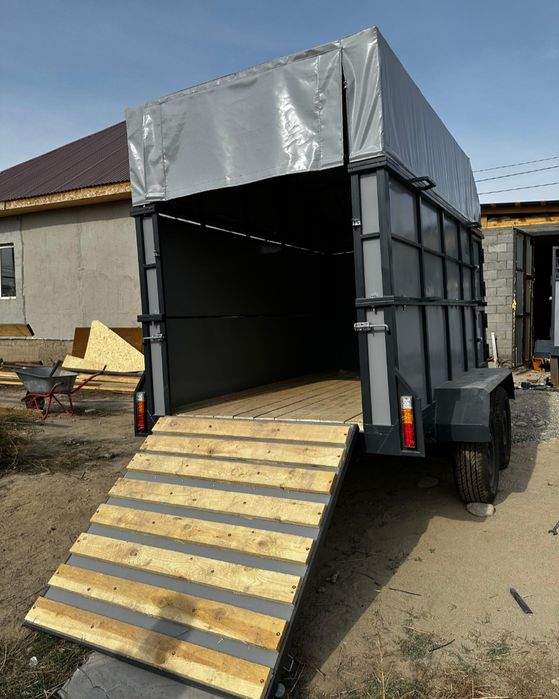 Прицеп легковой коневозка Рассрочка