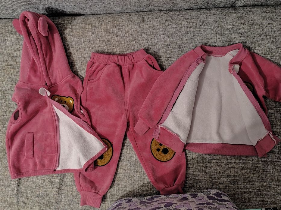 Продам детский костюм на флисе