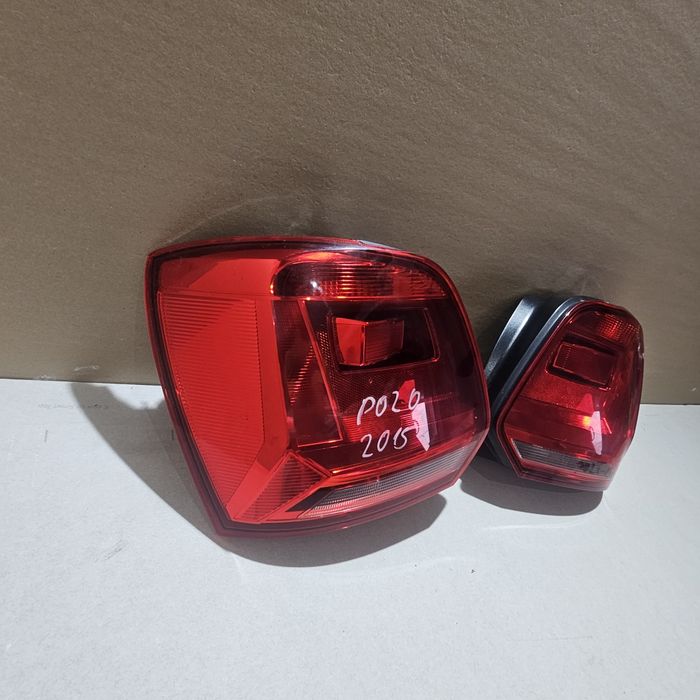 Ляв  и десен стоп за VW Polo MK 7