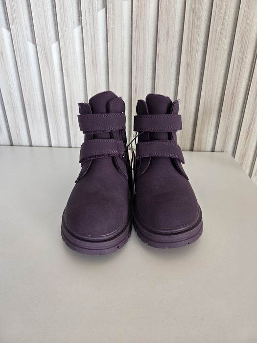 Продам новые ботинки